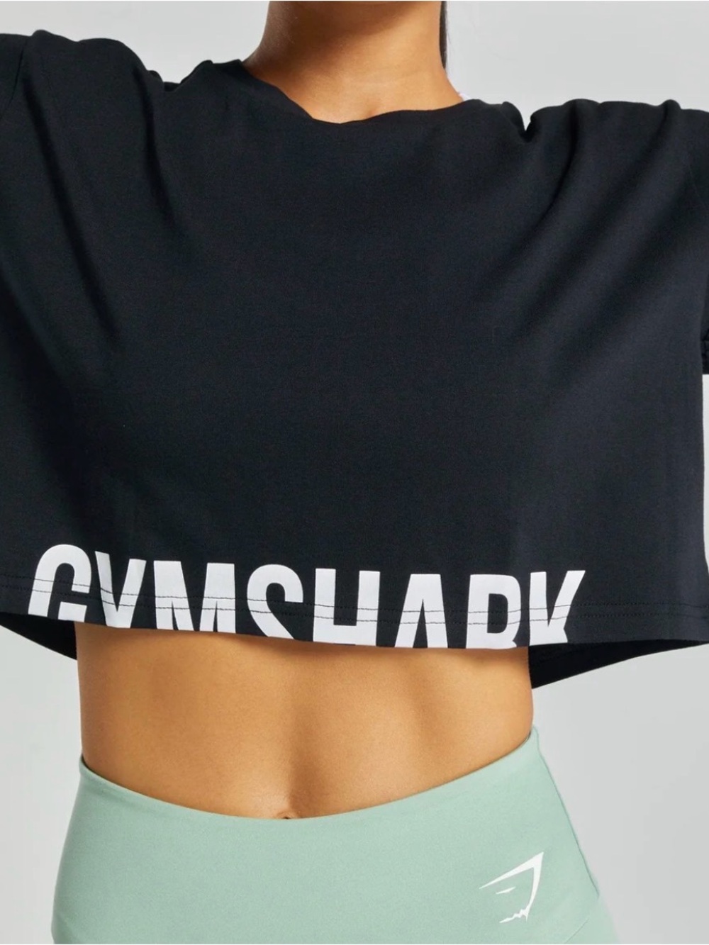 Gymshark Black Cropped Logo Top